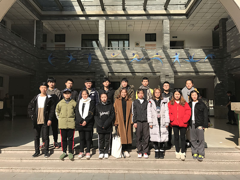 校、系學生干部培訓后合影