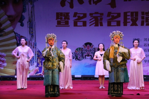 京劇社谷源琪、冀穎慧、孫新媛等演唱傳統(tǒng)京劇《穆桂英掛帥》選段