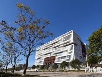 武漢理工師范大學南湖校區(qū)2023年學費、收費多少