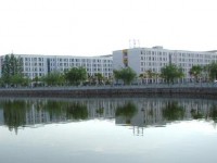 江漢藝術(shù)職業(yè)師范學(xué)院2023年學(xué)費(fèi)、收費(fèi)多少