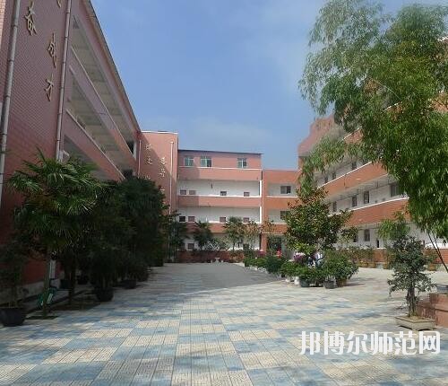 貴陽(yáng)第五幼師職業(yè)學(xué)校2023年招生辦聯(lián)系電話(huà)