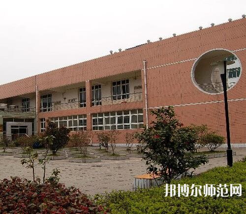 貴州民族大學(xué)幼師中專部2023年報(bào)名條件、招生要求、招生對(duì)象