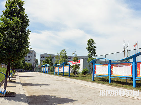 蒼溪縣幼兒師范職業(yè)高級(jí)中學(xué)2020年報(bào)名條件、招生要求、招生對(duì)象 