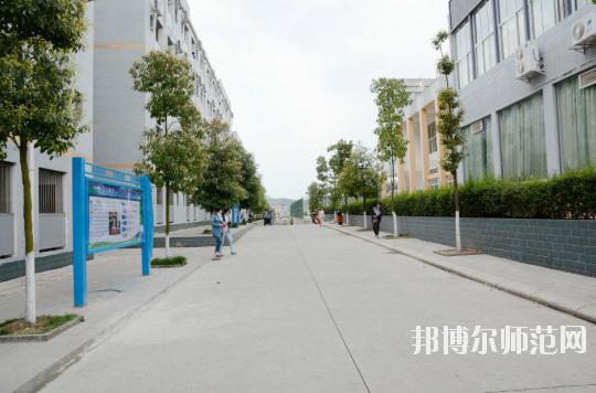 蒼溪縣幼兒師范職業(yè)高級中學怎么樣、好不好