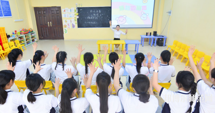成都五月花幼兒師范高級(jí)技工學(xué)校怎么樣、好不好