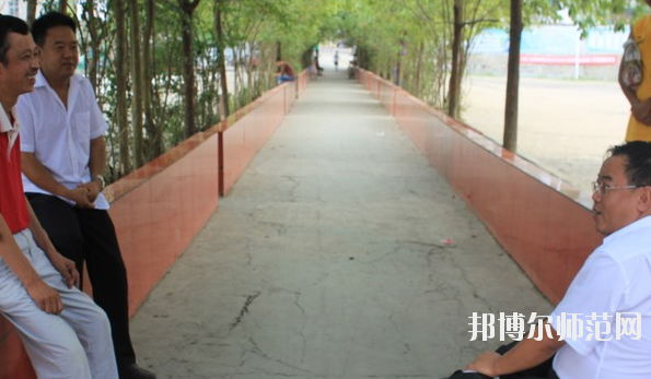 德江縣民族幼兒師范職業(yè)技術(shù)學(xué)院2020年報(bào)名條件、招生要求、招生對(duì)象 