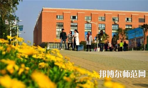 四川五月花專修師范學(xué)院2020年報(bào)名條件、招生要求、招生對(duì)象