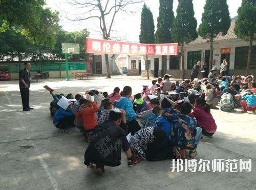 射洪縣職業(yè)中專幼兒師范學校2020年報名條件、招生要求、招生對象