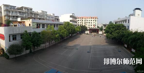 天府新區(qū)成人中等專(zhuān)業(yè)幼兒師范學(xué)校2020年報(bào)名條件、招生要求、招生對(duì)象