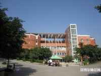 昆明2021年中專幼師學(xué)?？梢钥即髮? /><b>昆明2021年中專幼師學(xué)校可以考大專嗎</b><span>2020-12-17 10:48</span><p>中專幼師學(xué)?？梢钥即髮?初中畢業(yè)后，很多同學(xué)由于許多方面的原因沒有選擇就讀高中，而是選擇了就讀職業(yè)院校，而在職業(yè)院校中</p></a></li>
            <li><a href=