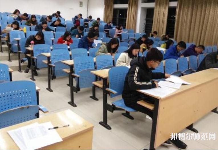 廣州2020年幼師學校中專升大?？际裁? width=