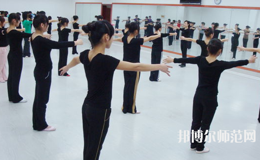 白銀2020年中專幼師學(xué)?？梢钥即髮? width=