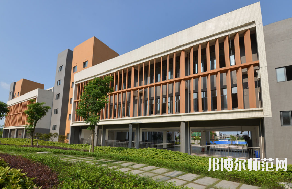 重慶育才幼師職業(yè)教育中心怎么樣、好不好