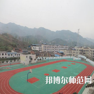 重慶統(tǒng)景幼師職業(yè)中學怎么樣、好不好