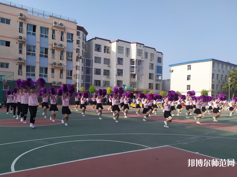 汕頭職業(yè)技術(shù)師范學(xué)院地址在哪里？