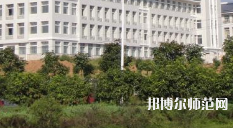 信陽(yáng)職業(yè)技術(shù)師范學(xué)院2023年怎么樣、好不好