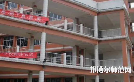 重慶旅游幼師學校2023年報名條件、招生要求、招生對象
