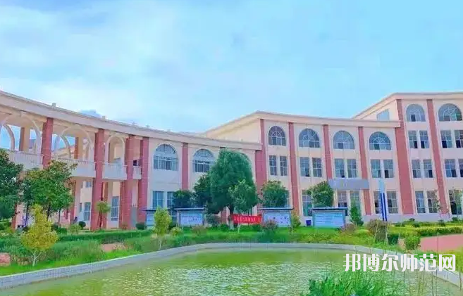 云南外事外語(yǔ)職業(yè)師范學(xué)院2023年報(bào)名條件、招生要求、招生對(duì)象