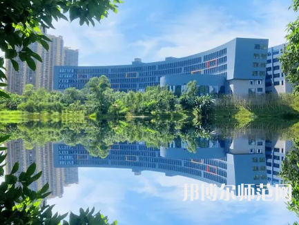 重慶師范大學(xué)涉外商貿(mào)學(xué)院銅梁校區(qū)2023年怎么樣、好不好 