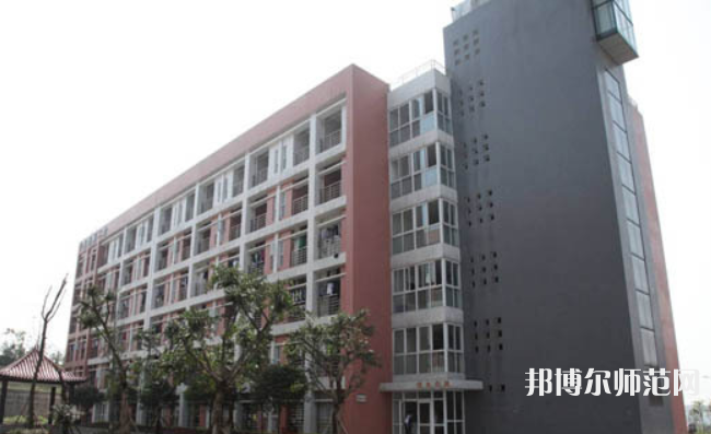 自貢幼師職業(yè)技術學校2023年報名條件、招生要求、招生對象