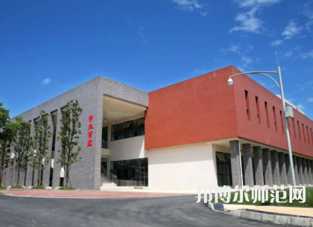 雅安職業(yè)技術(shù)師范學(xué)院2023年報(bào)名條件、招生要求、招生對(duì)象