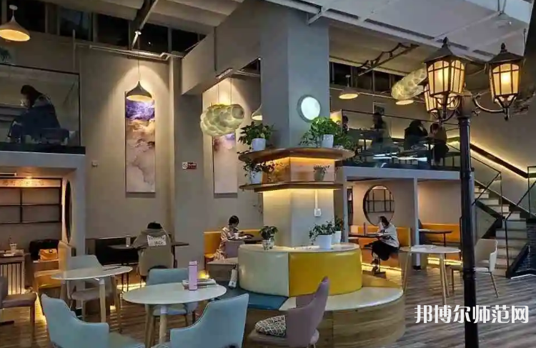河北師范大學(xué)匯華學(xué)院2023年報(bào)名條件、招生要求、招生對(duì)象