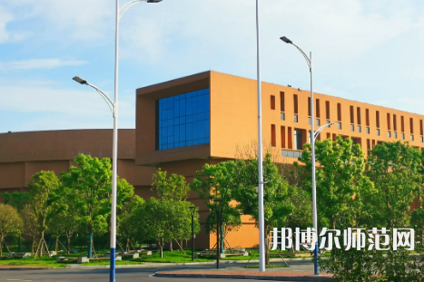2023年懷化師范高等?？茖W(xué)校環(huán)境如何
