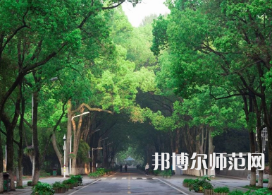 2023年華中師范大學報名條件、招生對象