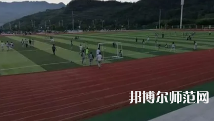 2023年云南師范大學(xué)附屬易門中學(xué)報(bào)名條件、招生對(duì)象